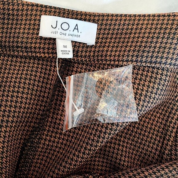 J.O.A. Abbott Brown Houndstooth Mini Skirt NEW M - Picture 2 of 8